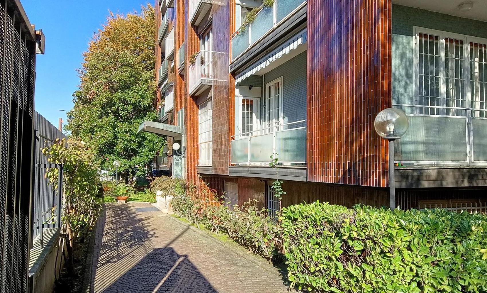 Sahi - Via Dei Ciclamini Mm1 Primaticcio, Stadio San Siro, Ospedale San Carlo Milão Exterior foto